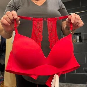 Victoria’s Secret Lace racer back bra
